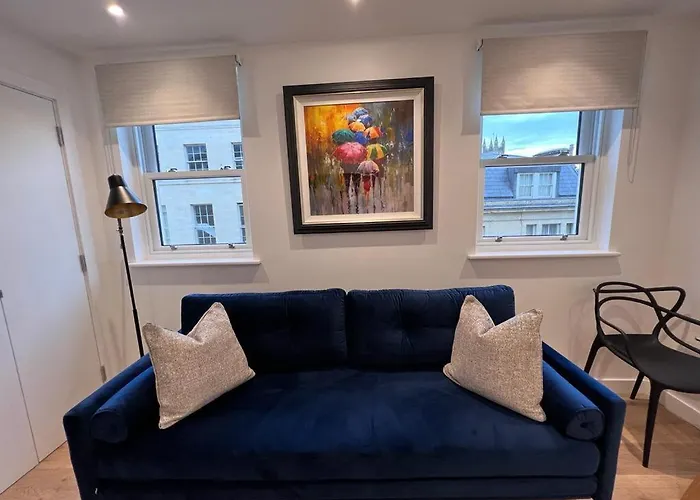 Chapel - Central Studio Apartment